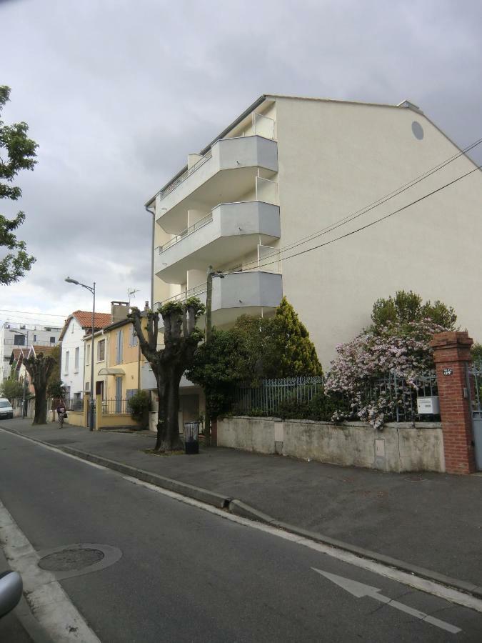 :) Grand studio lumineux à Toulouse et parking Extérieur photo